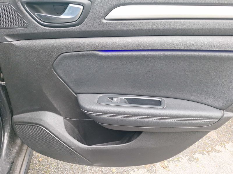 Renault Megane 1.5 BLUE dCi Intens 2020 – снимка 79