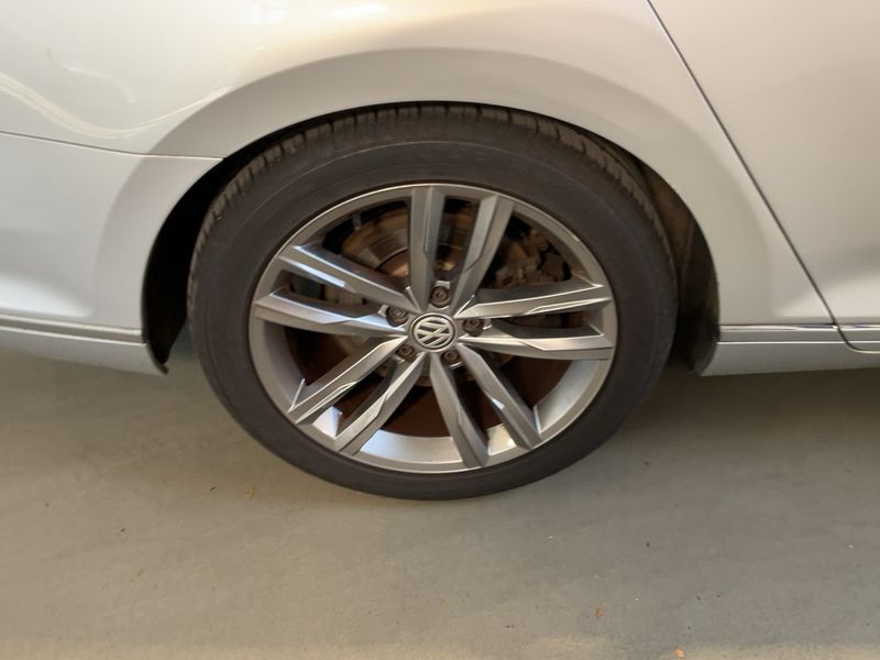 Volkswagen Passat 2.0 TDI Highline 4Motion BlueMotion Tech 2015 – снимка 9