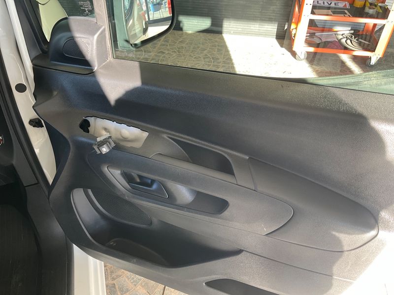 Toyota ProAce City 1.5 D-4D L1 Active 2021 – снимка 29