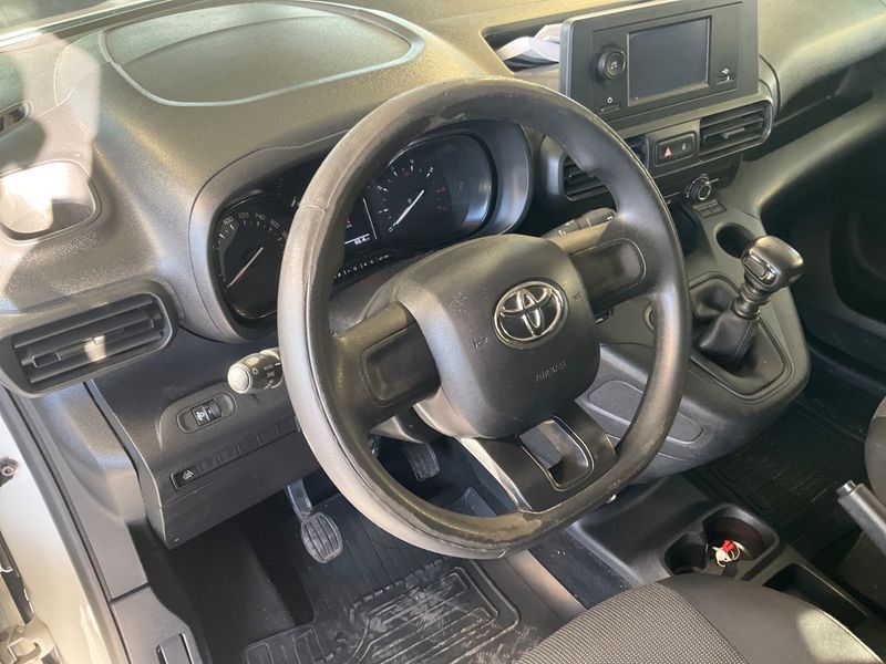 Toyota ProAce City 1.5 D-4D L1 Active 2021 – снимка 30
