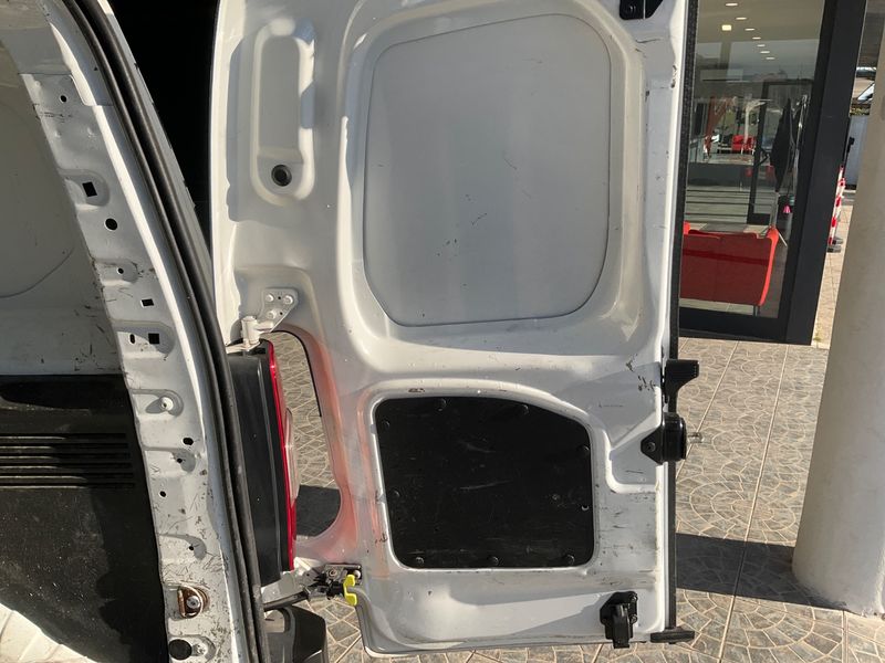 Toyota ProAce City 1.5 D-4D L1 Active 2021 – снимка 28
