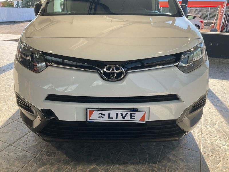 Toyota ProAce City 1.5 D-4D L1 Active 2021 – снимка 44