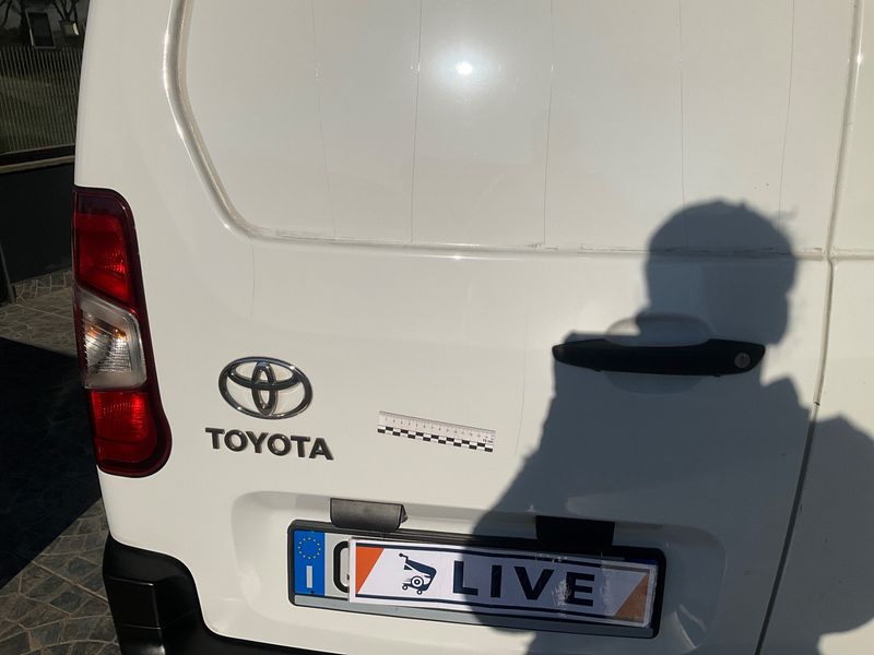Toyota ProAce City 1.5 D-4D L1 Active 2021 – снимка 37