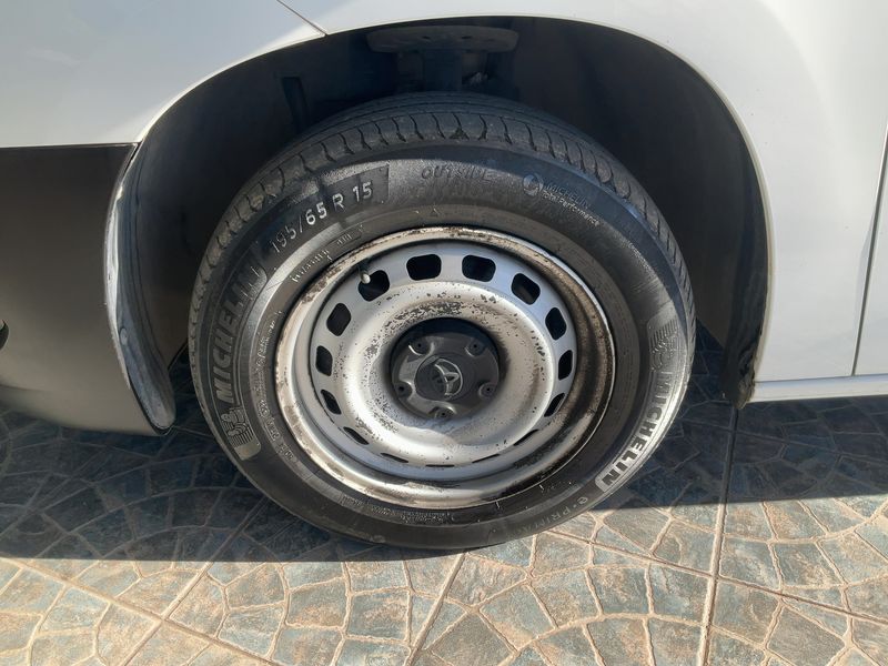 Toyota ProAce City 1.5 D-4D L1 Active 2021 – снимка 3