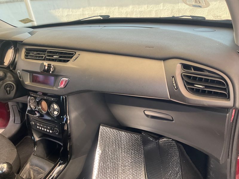 Citroen C3 1.4 HDi Collection 2015 – снимка 31
