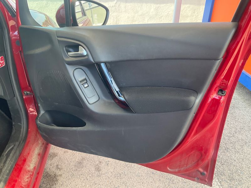 Citroen C3 1.4 HDi Collection 2015 – снимка 30