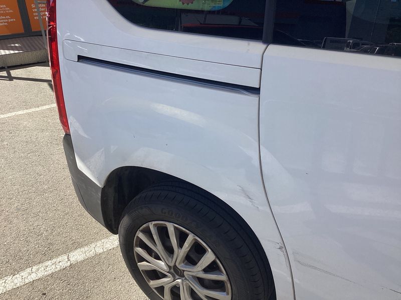 Citroen Berlingo 1.2 PureTech Feel M 2021 – снимка 22