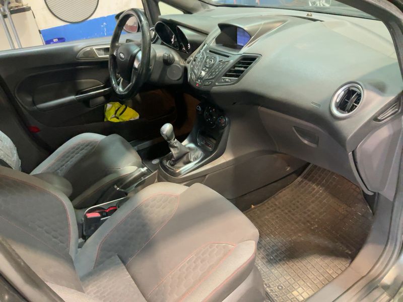 Ford Fiesta 1.5 TDCi ST-Line 2017 – снимка 17