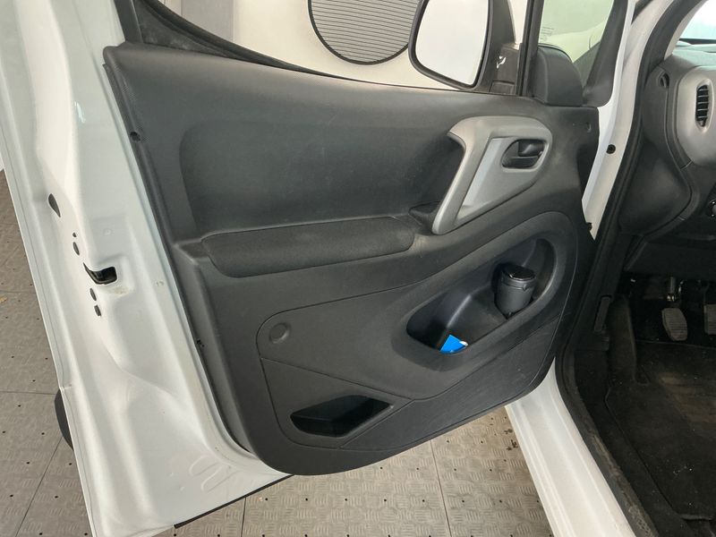 Citroen Berlingo 1.6 Selection 2018 – снимка 27