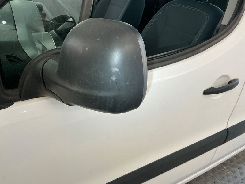 Citroen Berlingo 1.6 Selection 2018 – снимка 25