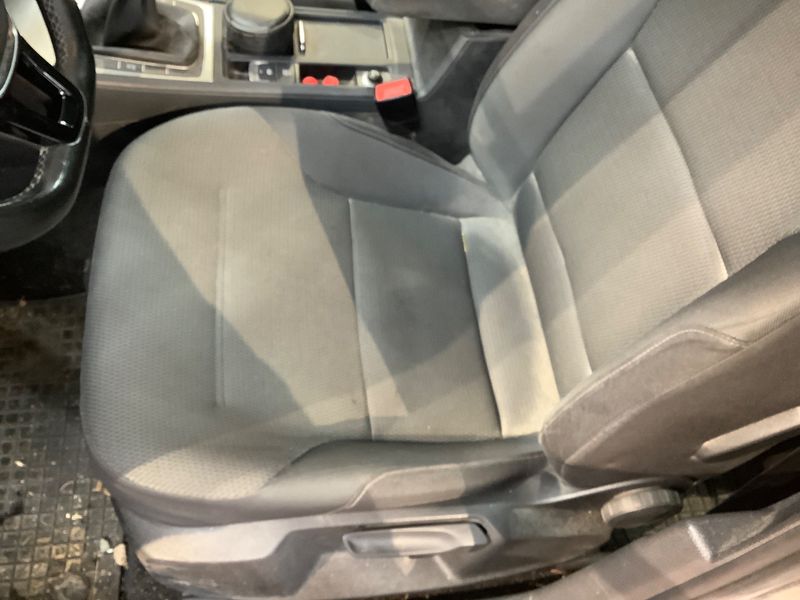 Volkswagen Golf VII 1.2 TSI Comfortline BlueMotion Tech 2013 – снимка 46