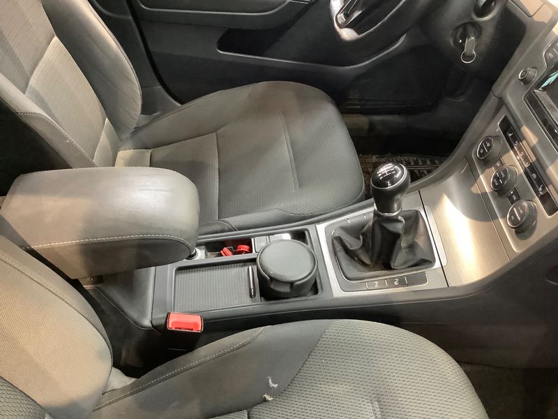 Volkswagen Golf VII 1.2 TSI Comfortline BlueMotion Tech 2013 – снимка 44