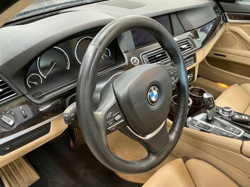 BMW 5er 530d xDrive 2012 – снимка 28