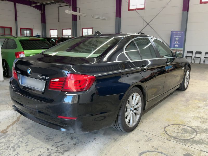 BMW 5er 530d xDrive 2012 – снимка 8