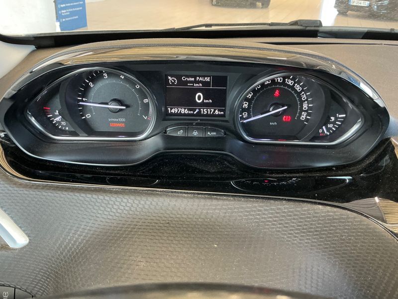Peugeot 2008 1.2 VTi Allure 2014 – снимка 4