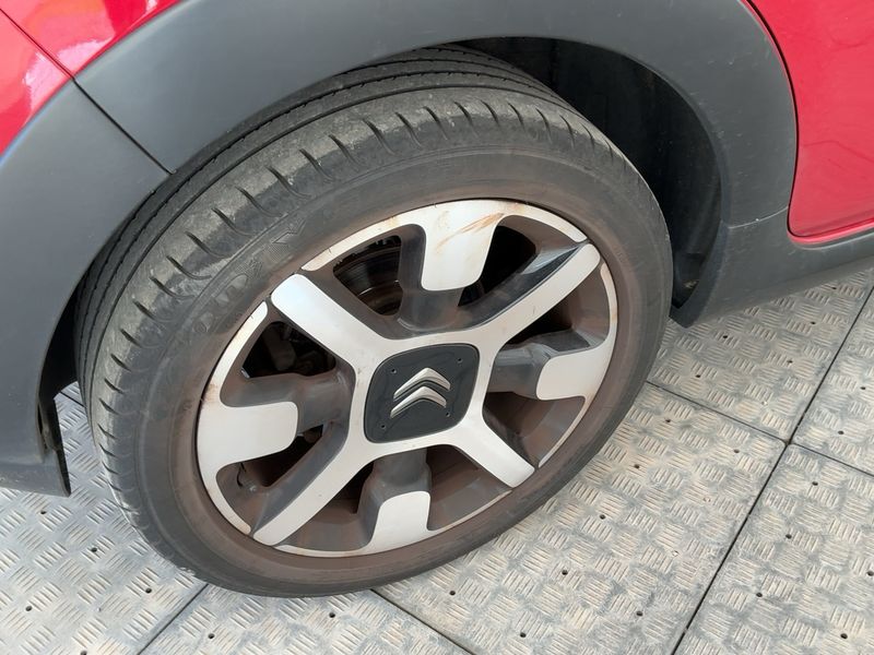 Citroen C3 1.5 Blue-HDi Shine 2019 – снимка 9