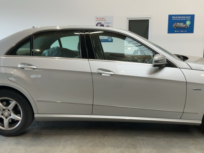 Mercedes-Benz E-Klasse E 220 CDI BlueEfficiency Elegance 2010 – снимка 10