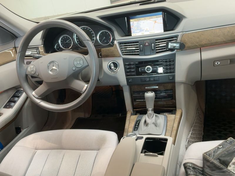 Mercedes-Benz E-Klasse E 220 CDI BlueEfficiency Elegance 2010 – снимка 12