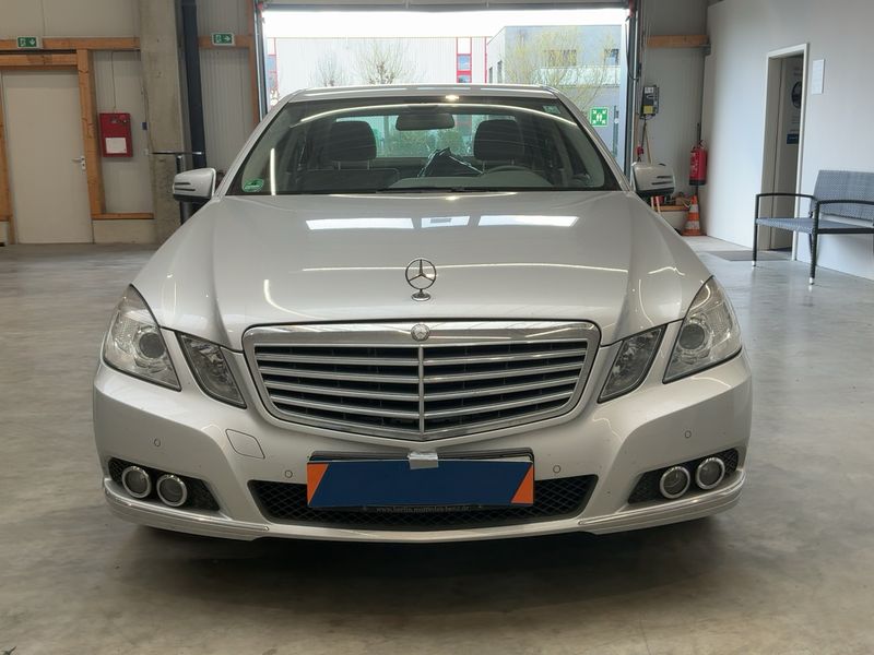 Mercedes-Benz E-Klasse E 220 CDI BlueEfficiency Elegance 2010 – снимка 9