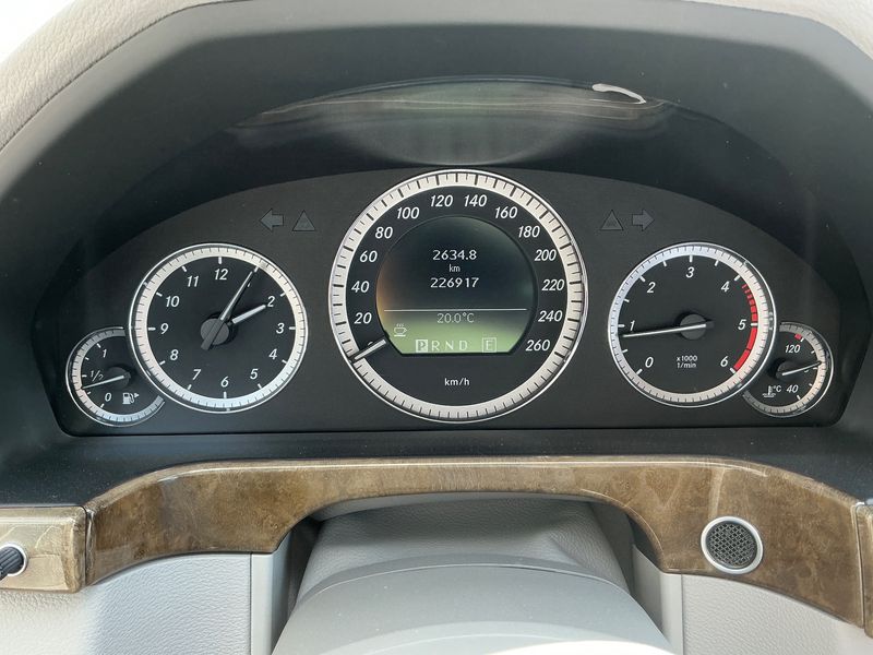 Mercedes-Benz E-Klasse E 220 CDI BlueEfficiency Elegance 2010 – снимка 13
