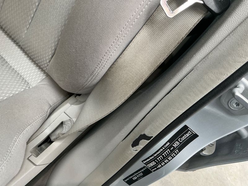 Mercedes-Benz E-Klasse E 220 CDI BlueEfficiency Elegance 2010 – снимка 33