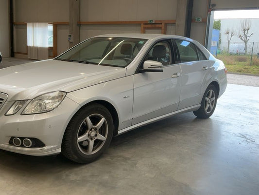 Mercedes-Benz E-Klasse E 220 CDI BlueEfficiency Elegance 2010 – снимка 2