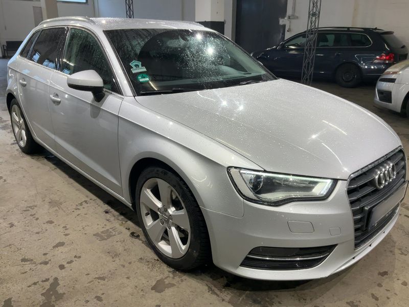 Audi A3 Sportback 2.0 TDI Ambition 2013 – снимка 12