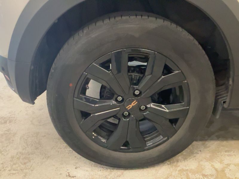 Dacia Sandero 1.0 TCe LPG Stepway Extreme+ 2023 – снимка 9