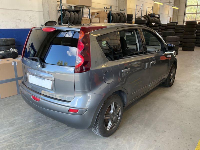 Nissan Note 1.5 dCi I-Way 2011 – снимка 2