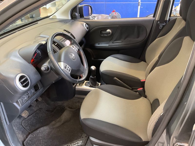 Nissan Note 1.5 dCi I-Way 2011 – снимка 3