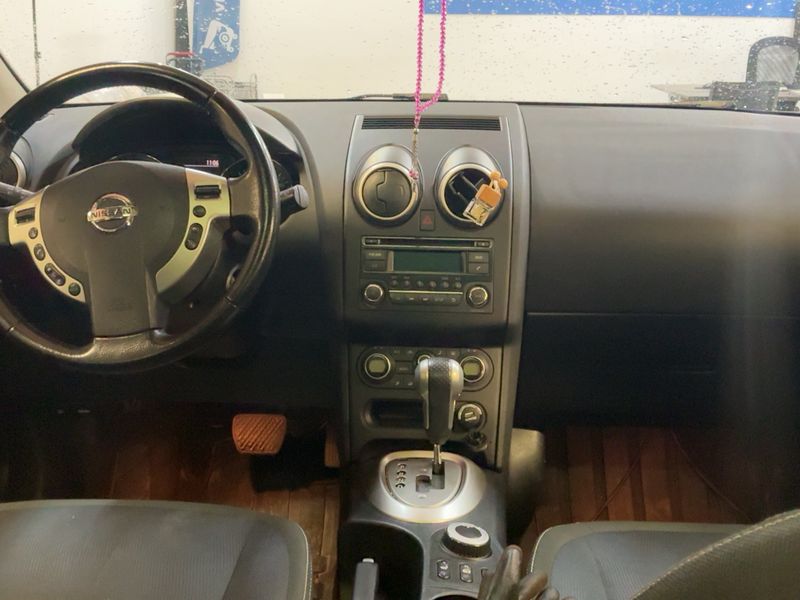 Nissan Qashqai+2 2.0 Acenta 4x4 2010 – снимка 18
