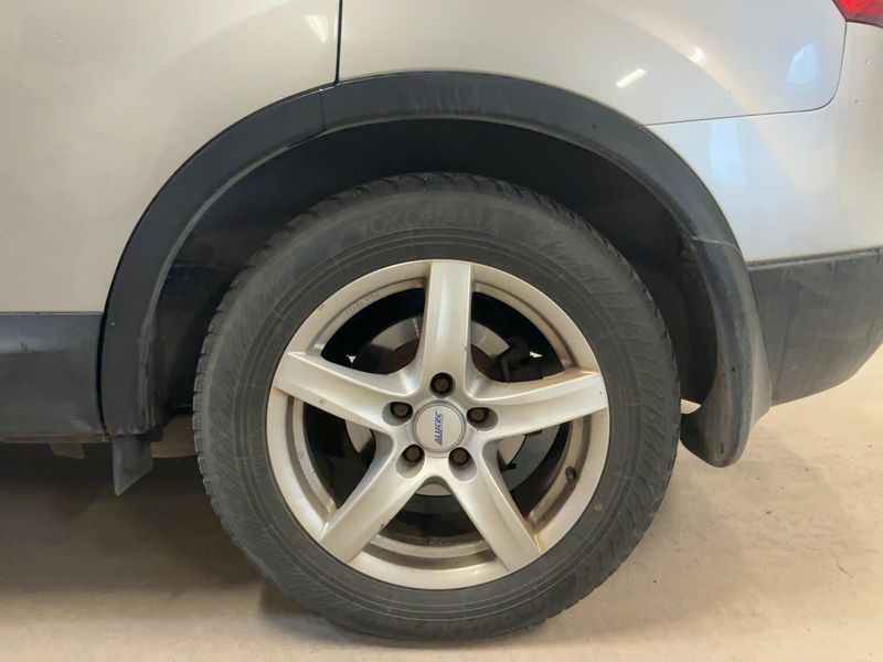 Nissan Qashqai+2 2.0 Acenta 4x4 2010 – снимка 5