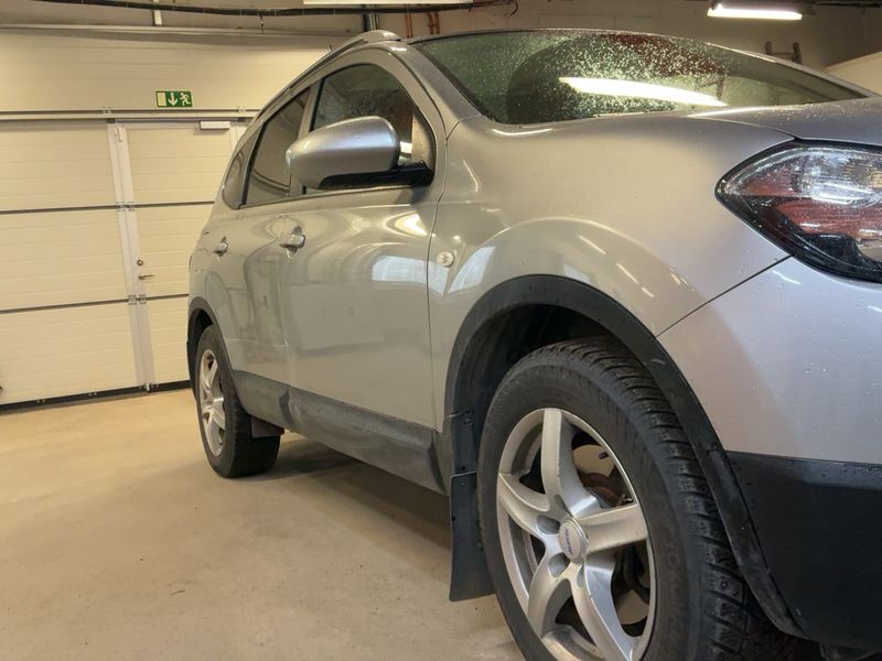Nissan Qashqai+2 2.0 Acenta 4x4 2010 – снимка 12