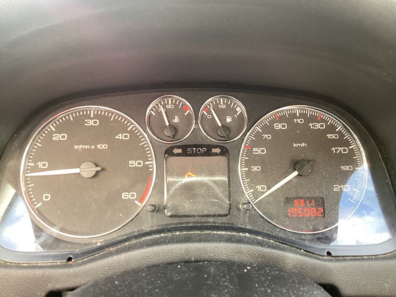 Peugeot 307 1.6 HDi X Line 2006 – снимка 4