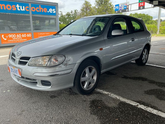 Nissan Almera 1.5 Ambience 2002 – снимка 1