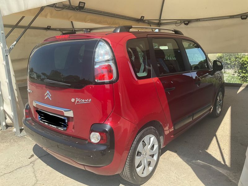 Citroen C3 Picasso 1.6 VTi Seduction 2011 – снимка 2