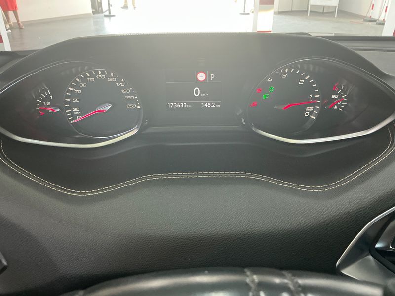 Peugeot 308 1.5 Blue-HDi GT Line 2019 – снимка 18