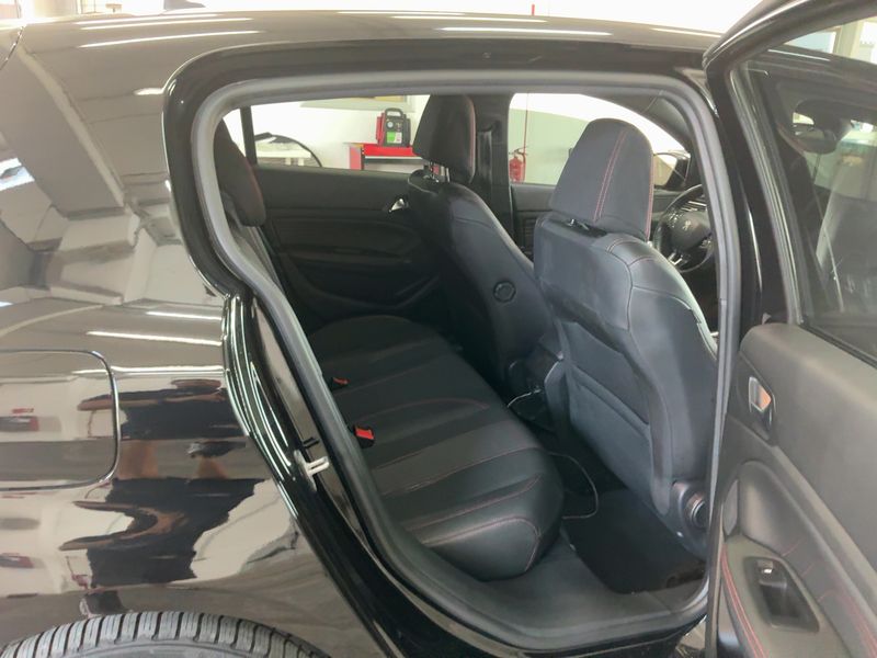 Peugeot 308 1.5 Blue-HDi GT Line 2019 – снимка 19