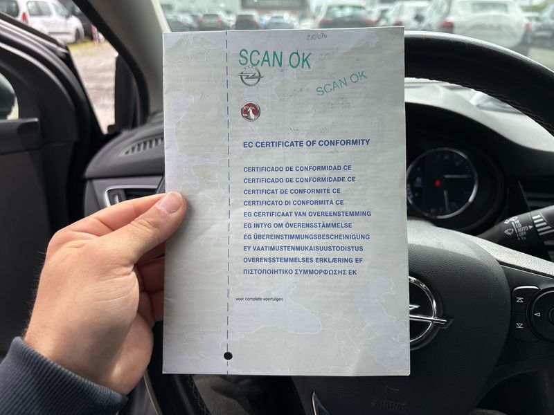 Opel Astra 1.5 CDTI Ultimate Start/Stop 2020 – снимка 19