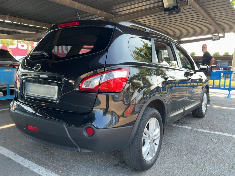 Nissan Qashqai+2 2.0 dCi Tekna 4x4 2011 – снимка 8