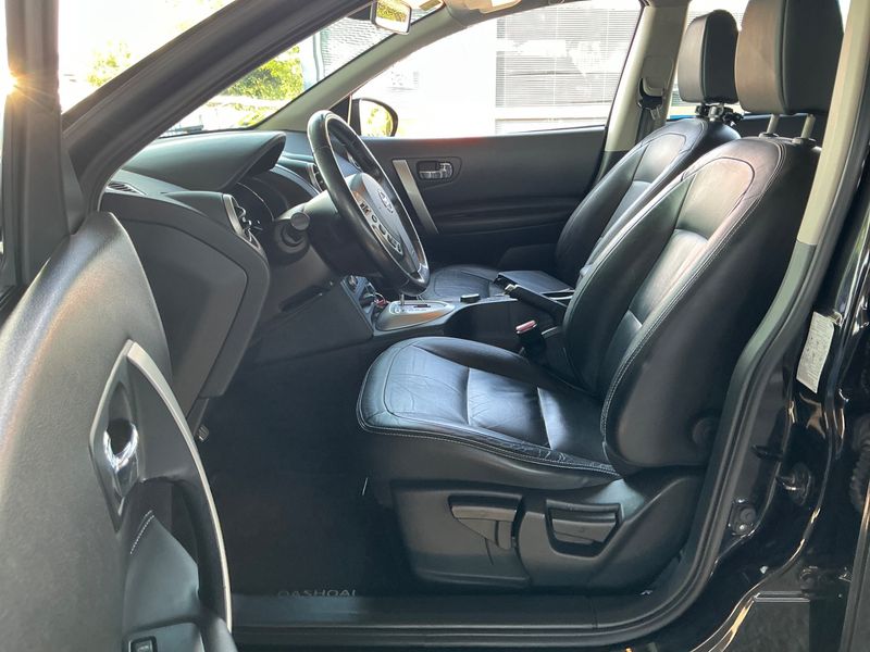 Nissan Qashqai+2 2.0 dCi Tekna 4x4 2011 – снимка 24