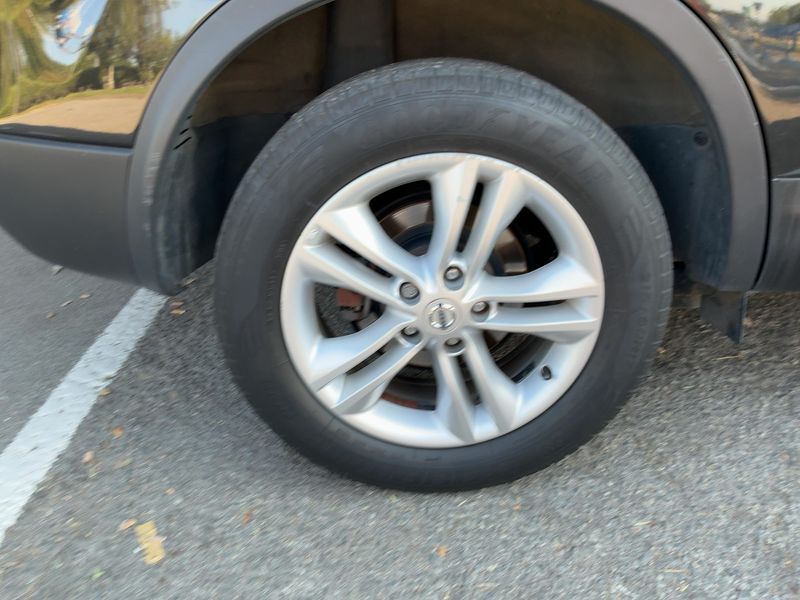 Nissan Qashqai+2 2.0 dCi Tekna 4x4 2011 – снимка 9