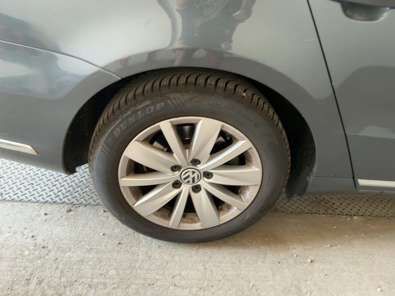 Volkswagen Passat 1.6 TDI Comfortline BlueMotion Tech 2013 – снимка 9