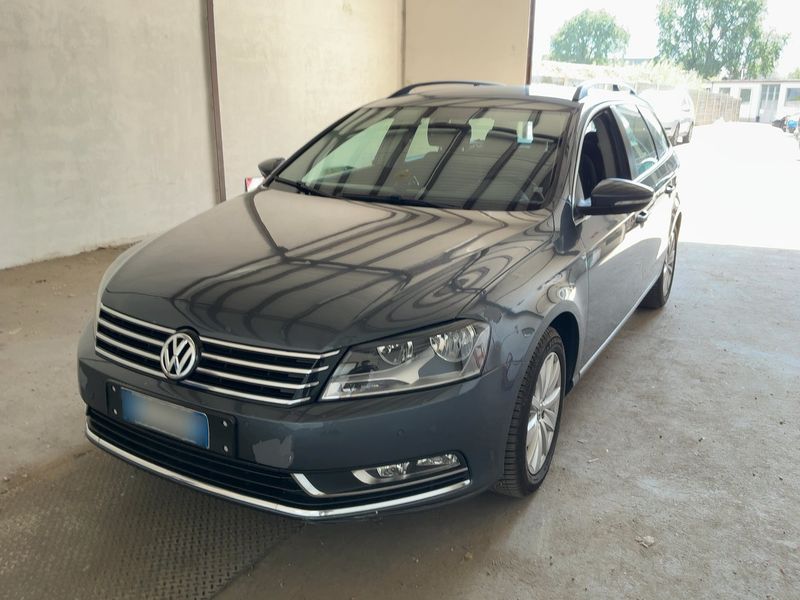 Volkswagen Passat 1.6 TDI Comfortline BlueMotion Tech 2013 – снимка 1