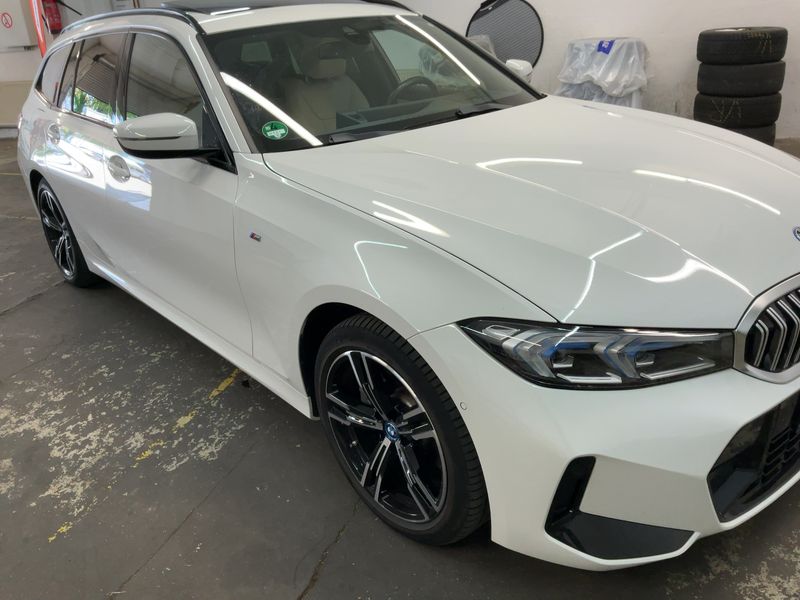 BMW 3er 330e xDrive M Sport 2023 – снимка 12