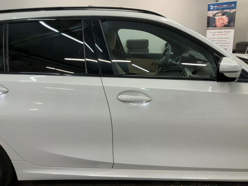 BMW 3er 330e xDrive M Sport 2023 – снимка 10