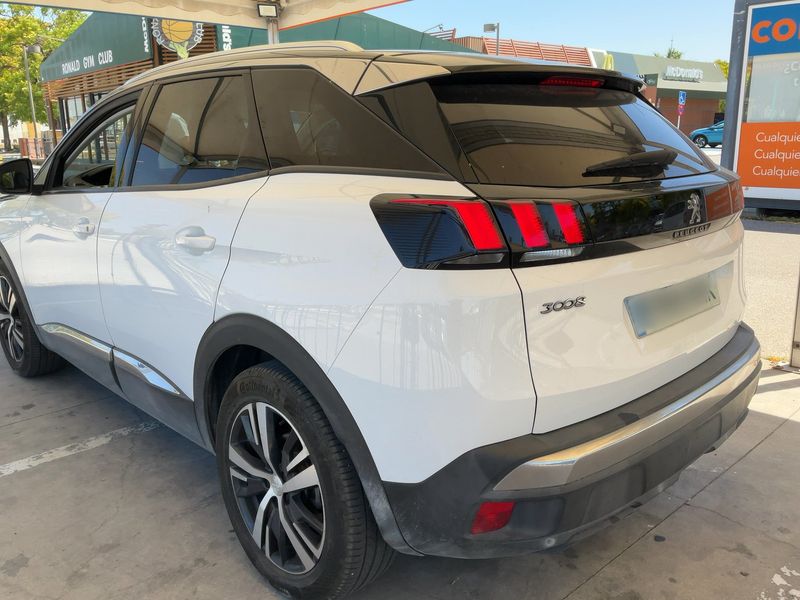 Peugeot 3008 1.2 PureTech Allure 2018 – снимка 6