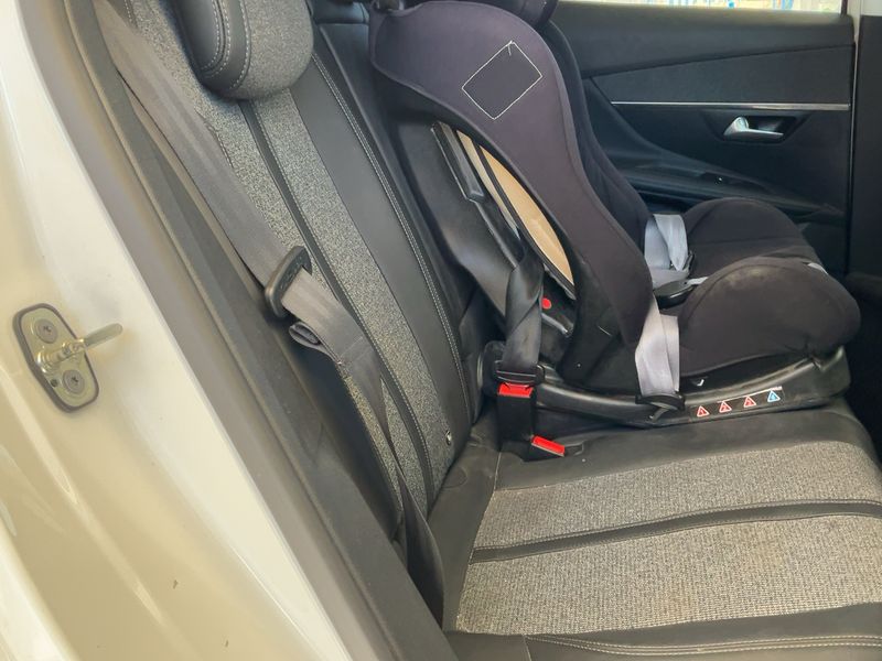 Peugeot 3008 1.2 PureTech Allure 2018 – снимка 19