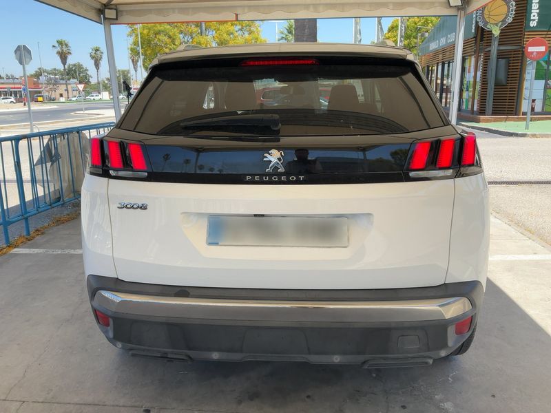 Peugeot 3008 1.2 PureTech Allure 2018 – снимка 7