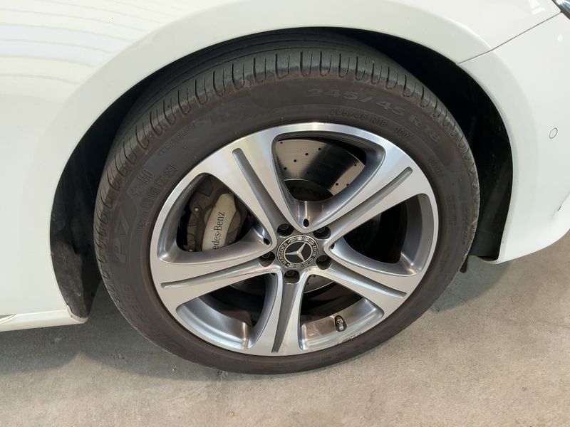 Mercedes-Benz E-Klasse E 400 d T 4Matic Avantgarde 2019 – снимка 11